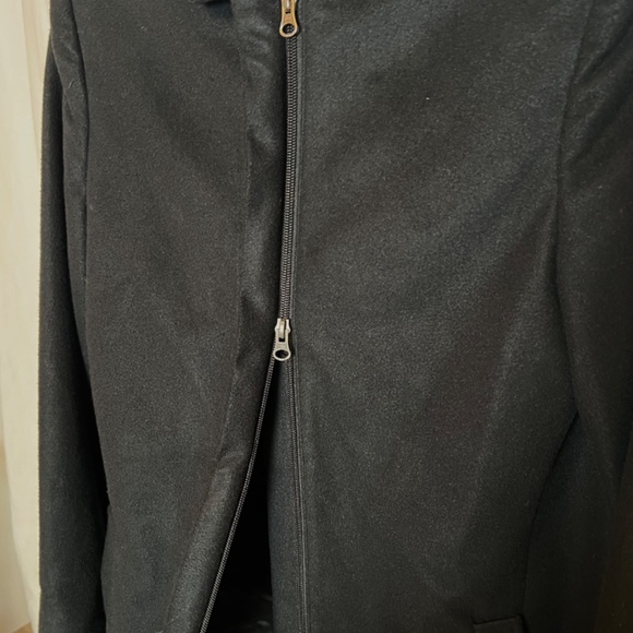 BYBLOS Rare Vintage Black Knee Length Zip Front Overcoat with Tunic Style Collar - Picture 7 of 12